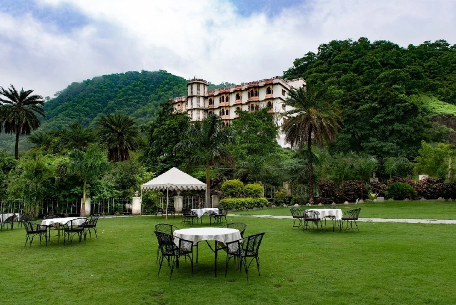Aaram Bagh-A Luxury Resort In Udaipur gallery 8