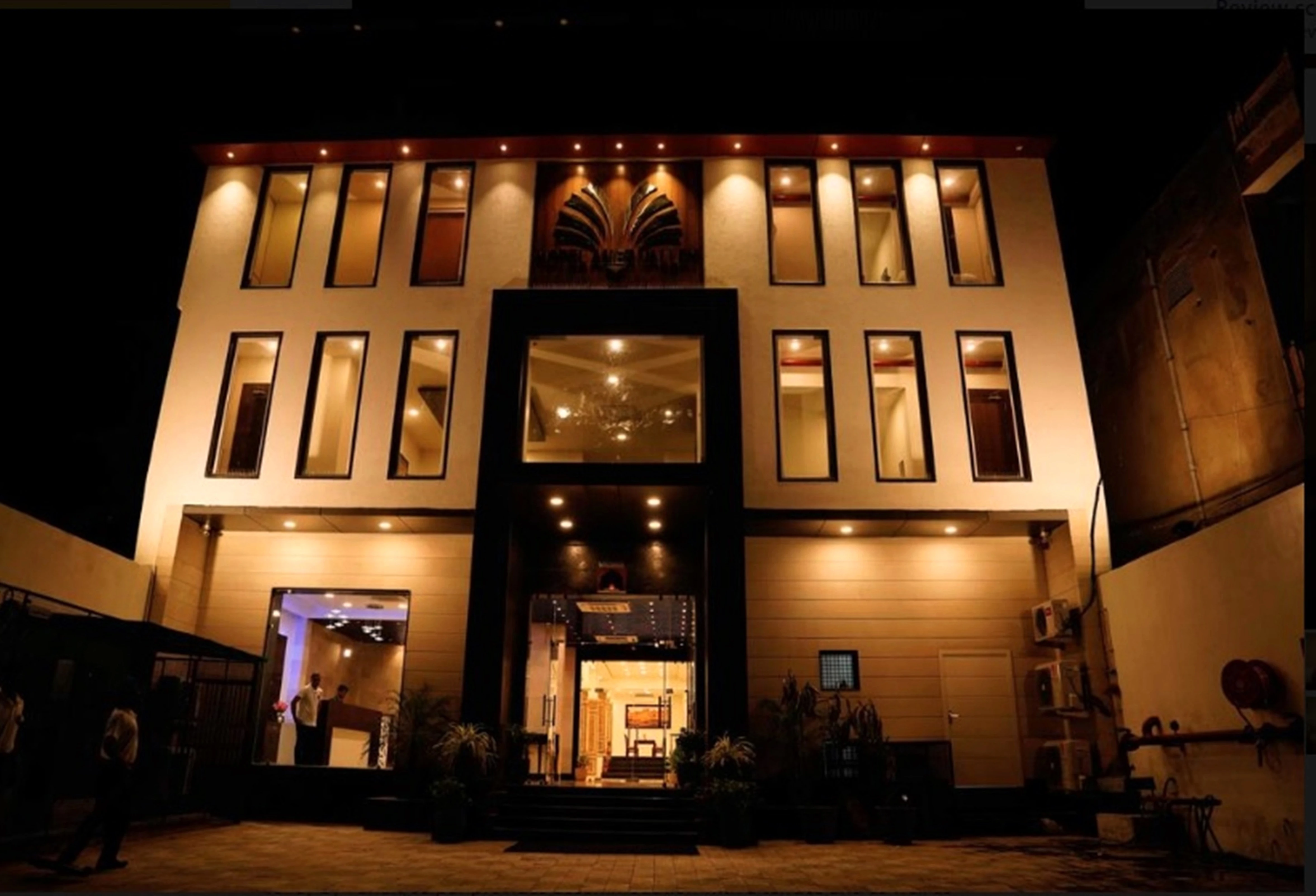 Hotel Amer Valley Near Jal Mahal