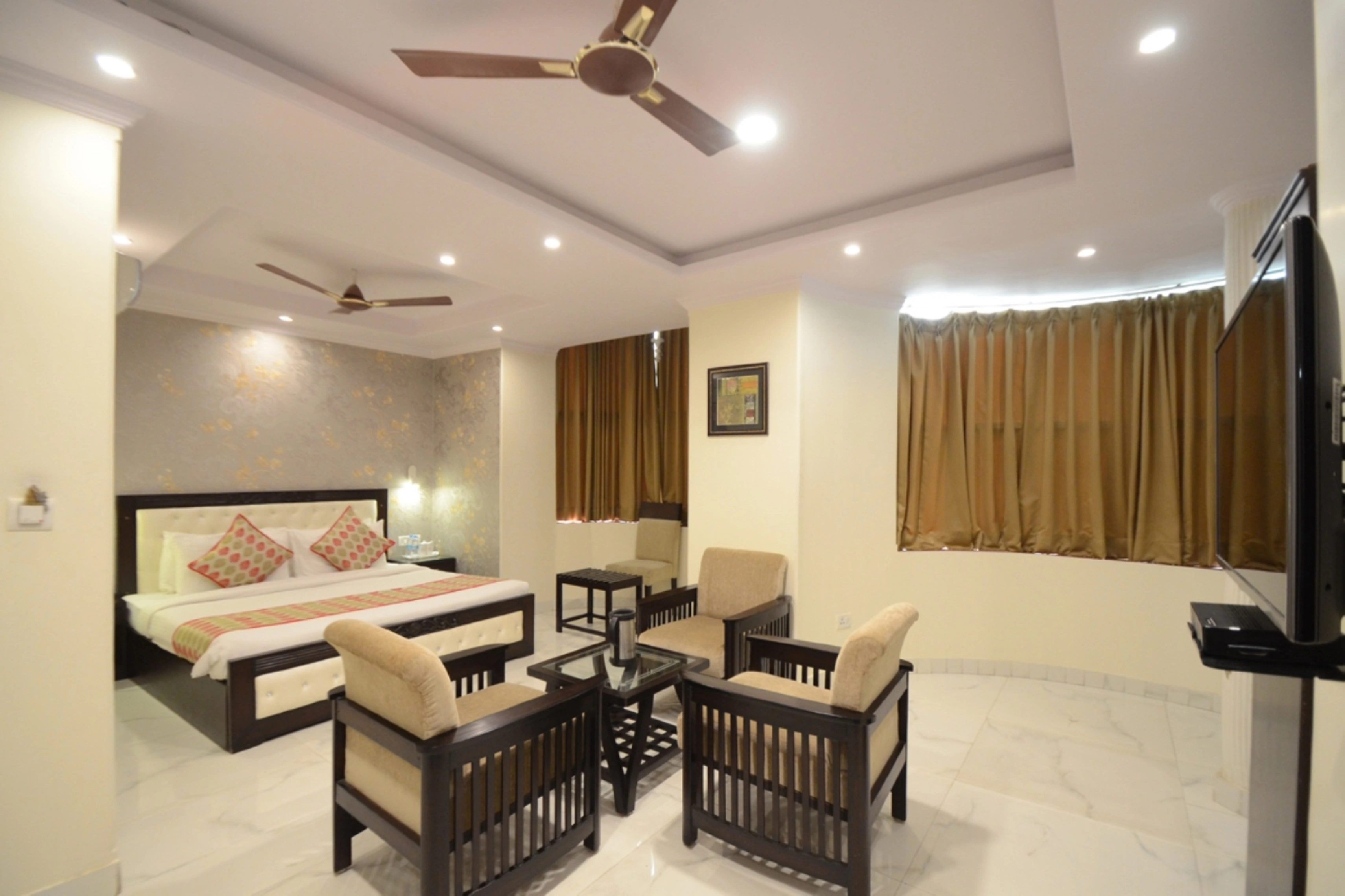 Hotel Eurasia gallery 3