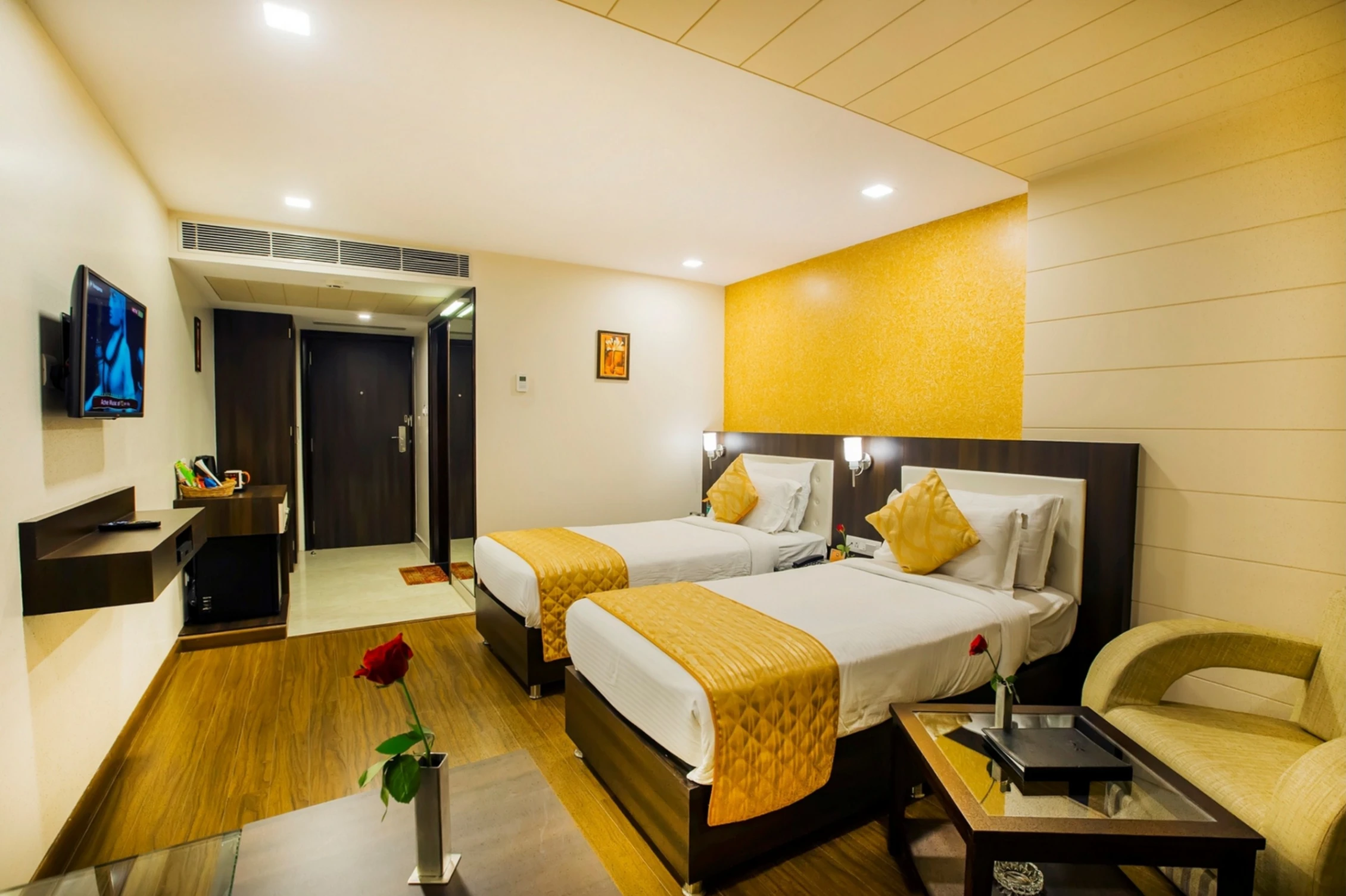 Kapish Luxury Suits-All Pure Vegetarian gallery 4