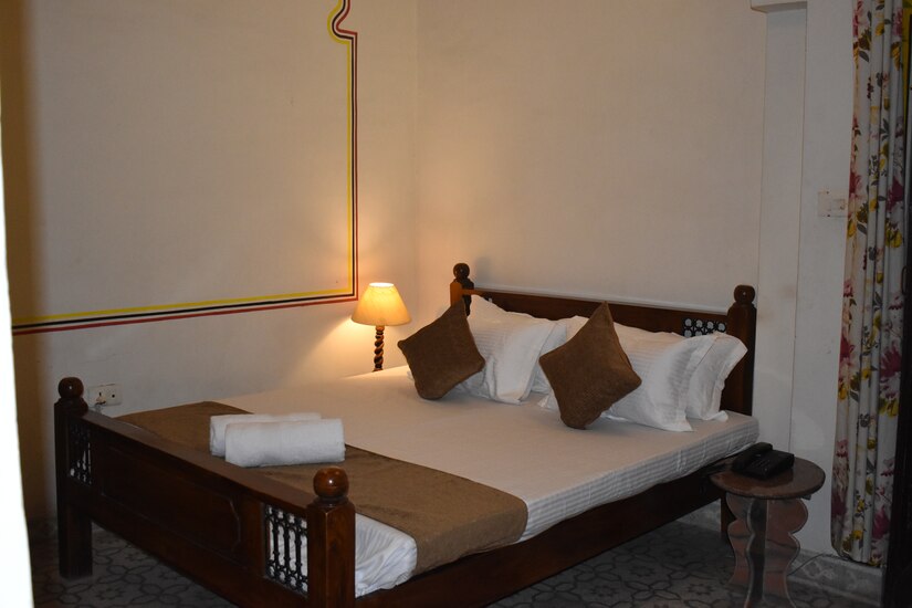 Nawal Sagar Haveli Bundi gallery 2