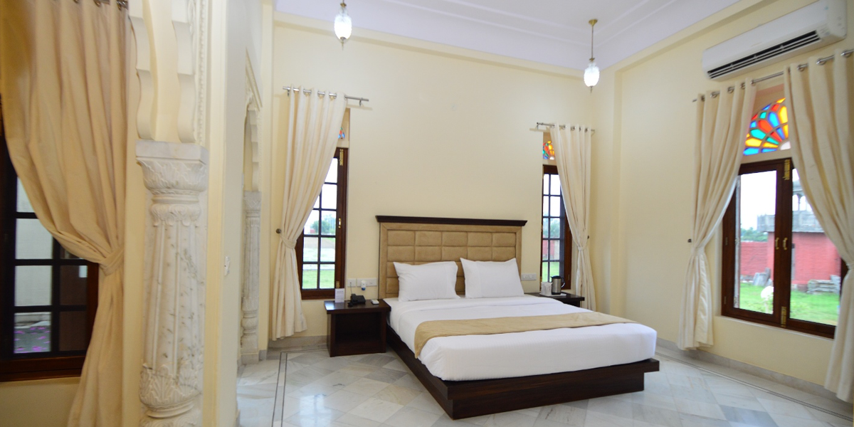 aaram-bagh-aagra-room-6