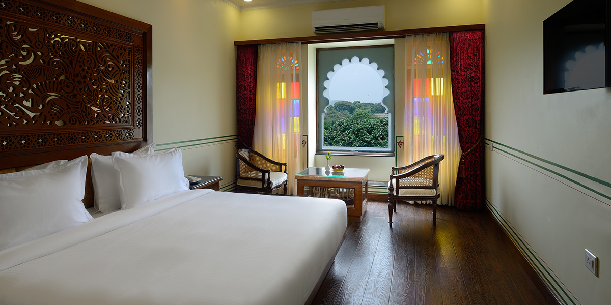 aaram-mahal-udaipur-room-5